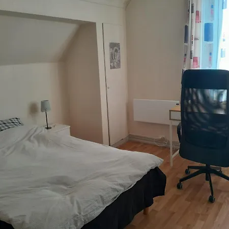 Cozy Oslo Area Free Parking 民宿 *
