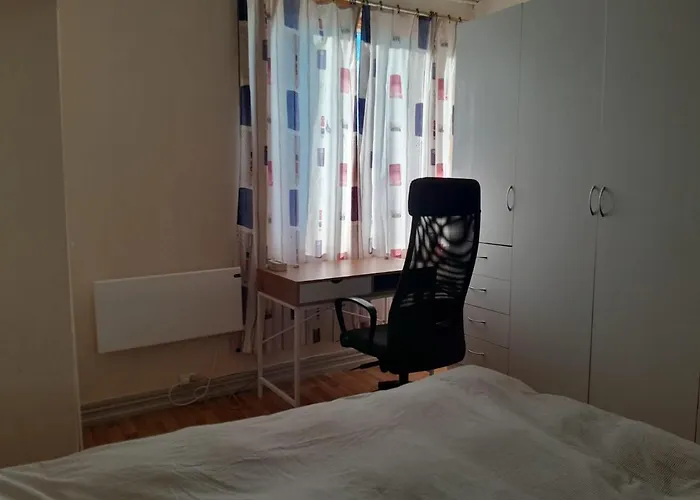 Cozy Oslo Area Free Parking 利勒斯特罗姆